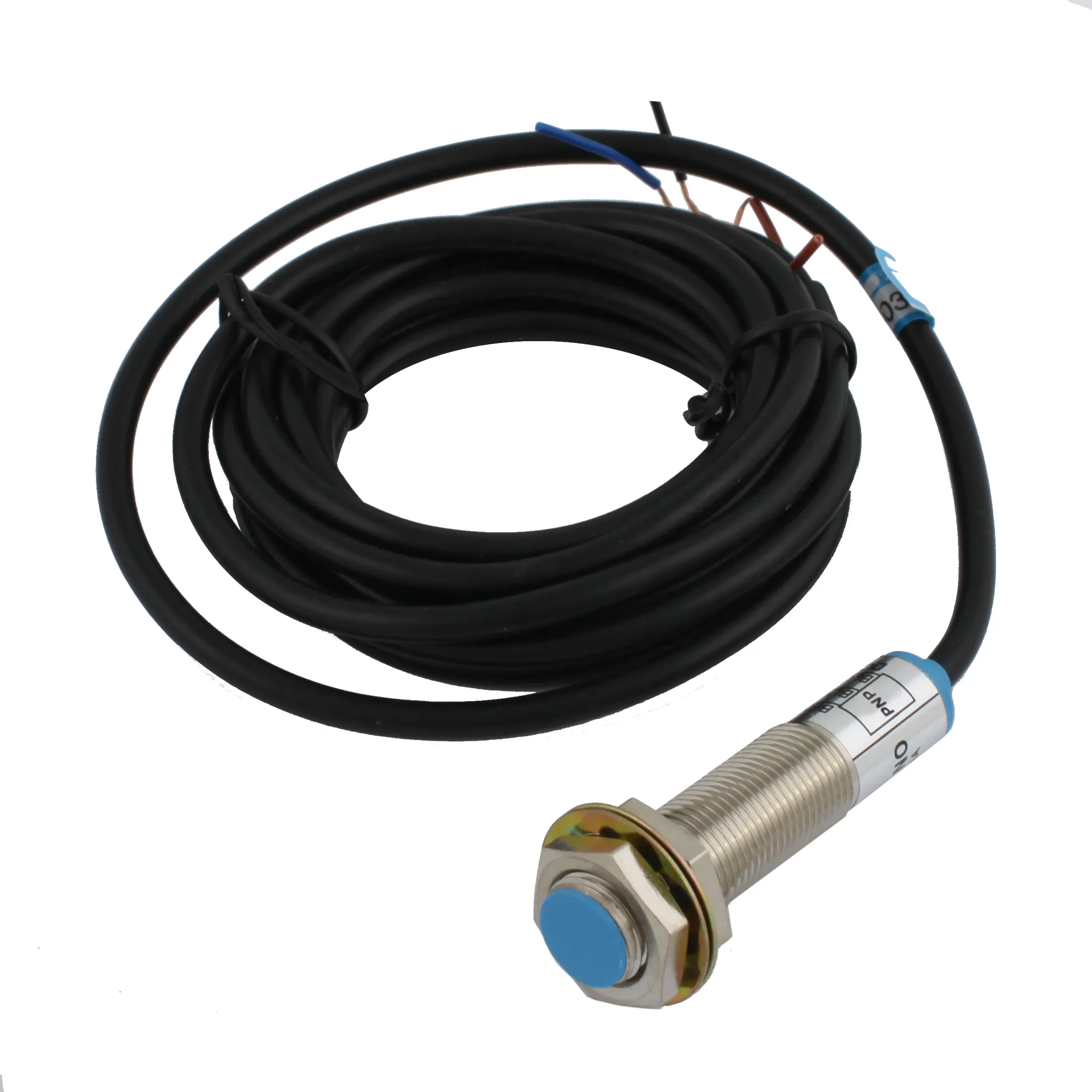 INNOCONT Индуктивный датчик, M12x1, L=61 мм, экранированный, зона срабатывания 2 мм, -25 +60 С, 12…24 VDC, IP65, выход: PNP NO, макс. ток 200 мА, кабель 2 м SL-12P2C